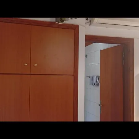 Stefanos Apartment *